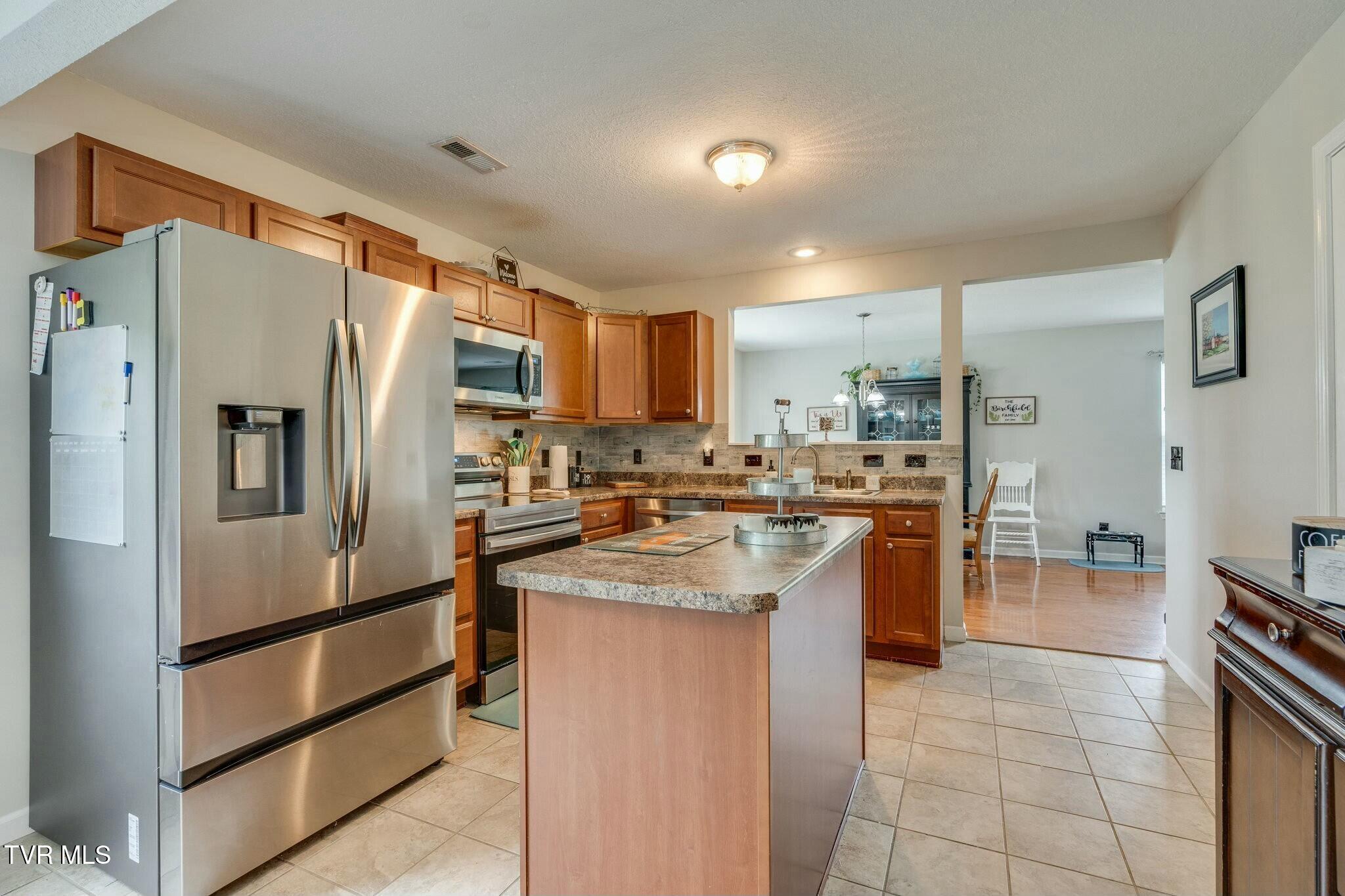 247 Pembrooke Circle, Jonesborough, Tennessee image 14