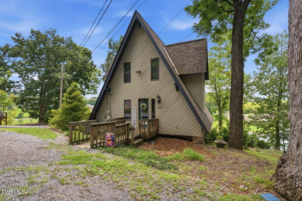 Photo of 113 Peninsula Drive, Johnson City, TN 37615 (MLS # 9999418)