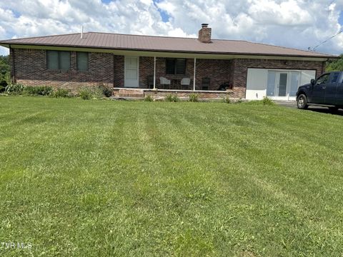 Homes For Sale - 1935 East Stone Gap Road<br/> Wise County, Big Stone Gap, VA 24219