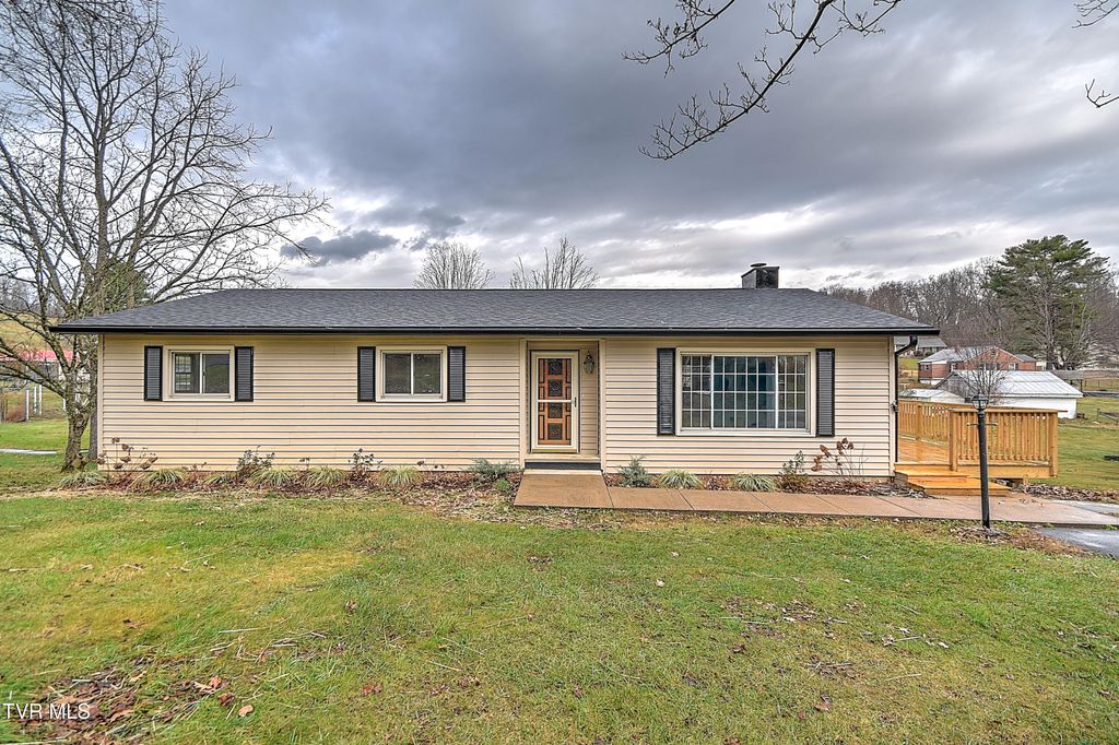 Photo of 163 Valley View Drive, Abingdon, VA 24210 (MLS # 9988763)