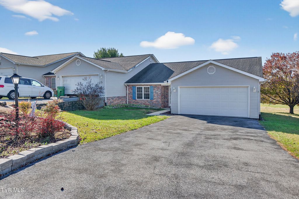 Photo of 16311 Chase Lane Lane, Abingdon, VA 24210 (MLS # 9988463)