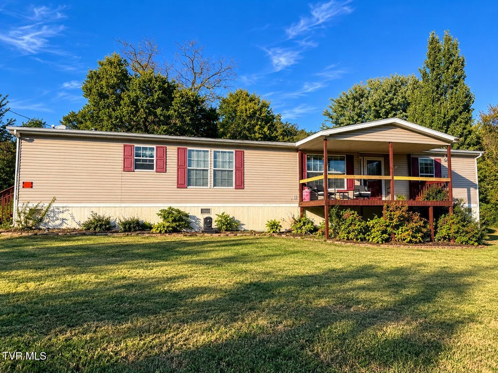 Photo of 339 Guntown Road, Rogersville, TN 37857 (MLS # 10002452)