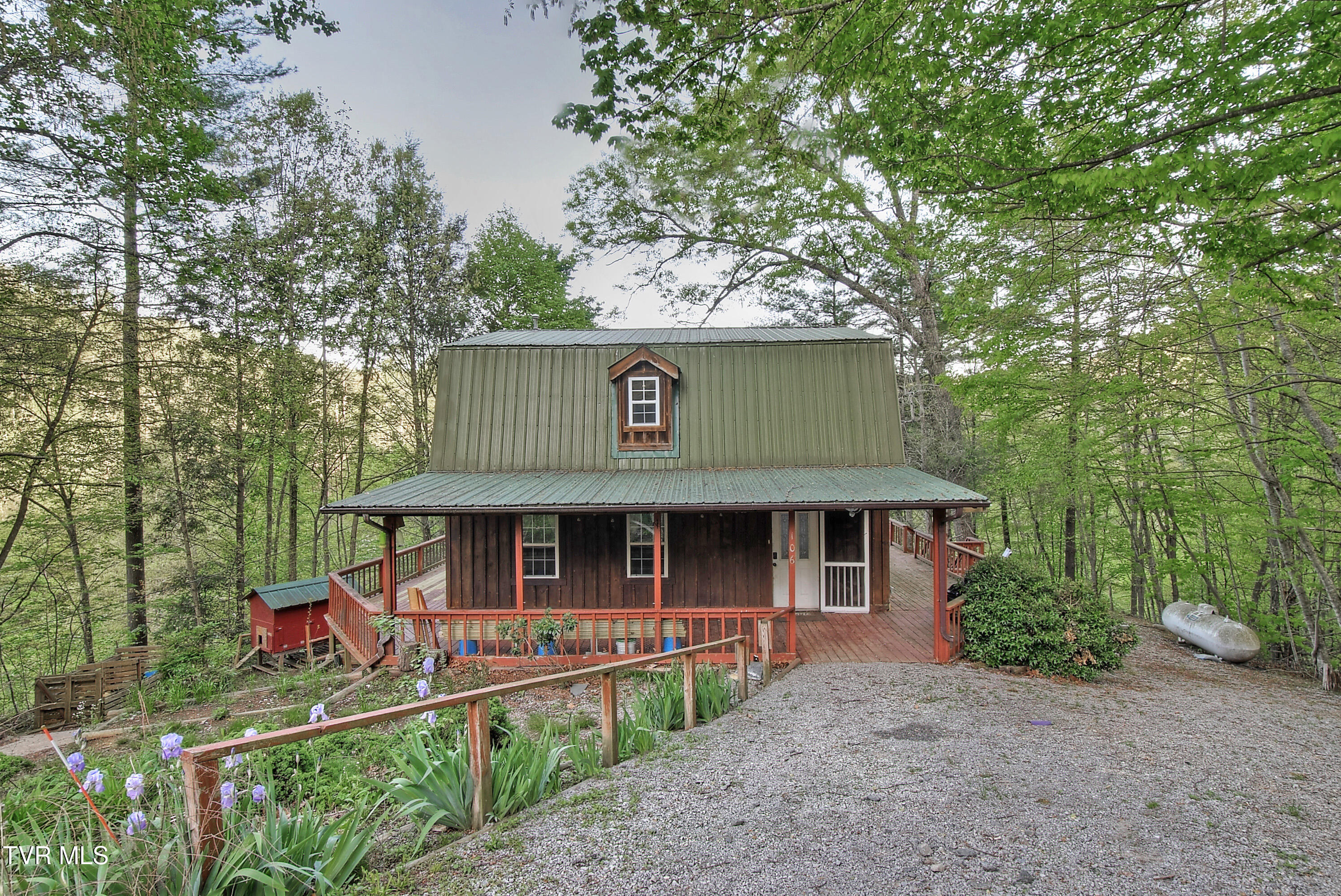 106 Chandler Cove Road, Erwin, Tennessee image 1