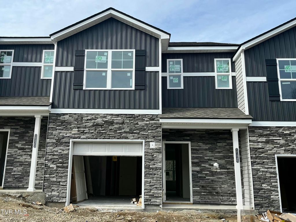 Photo of 1126 Wenna Way, Kingsport, TN 37664 (MLS # 9987755)