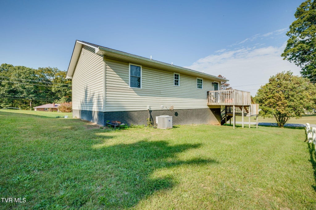 Photo of 103 Townsend Road, Fall Branch, TN 37656 (MLS # 10002243)