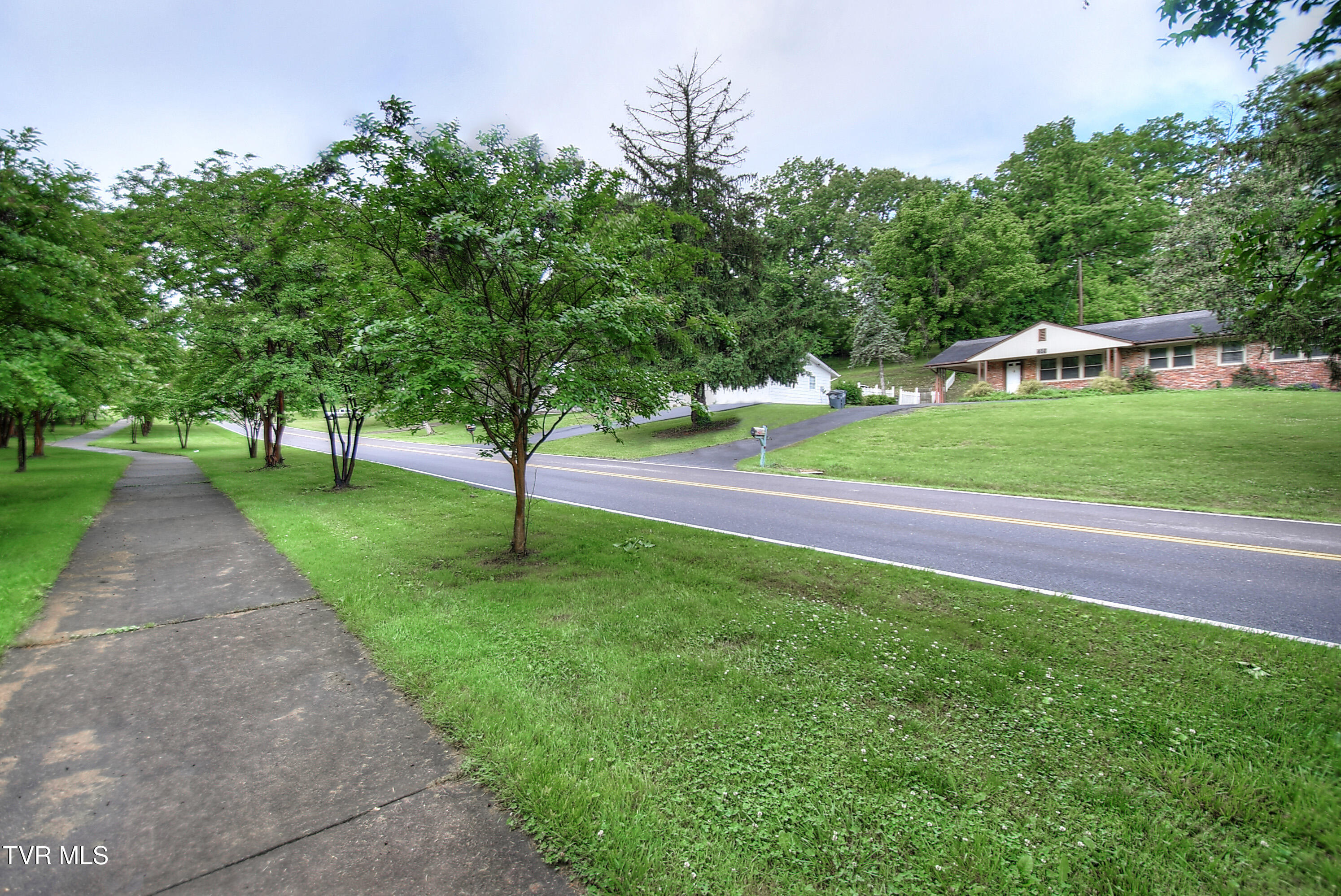 416 Ridgefields Rd Road, Kingsport, Tennessee image 5