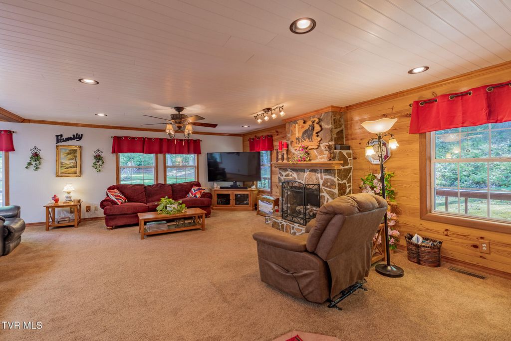 Photo of 1263 Harbin Hill Road, Mountain City, TN 37683 (MLS # 9995131)