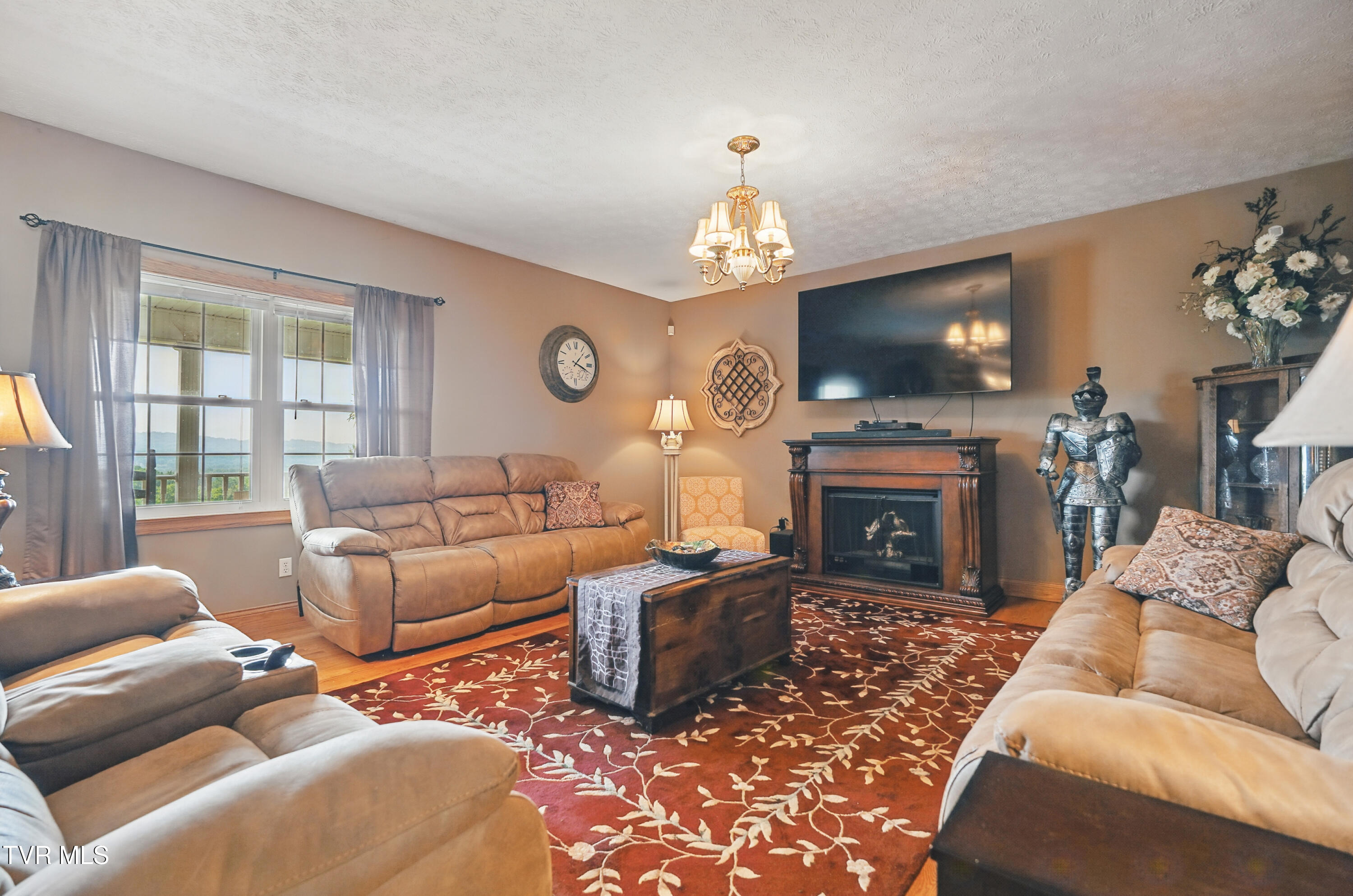 4296 Bloomingdale Road