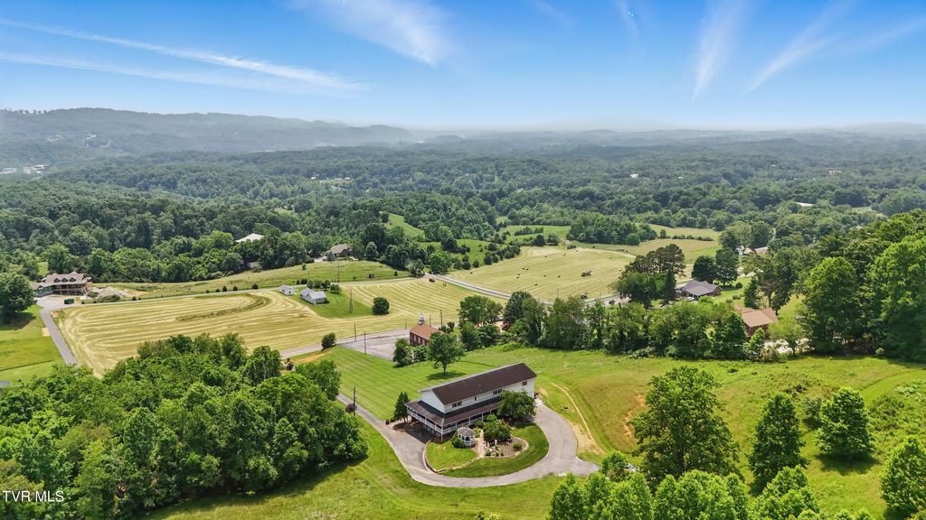 Photo of 4296 Bloomingdale Road, Kingsport, TN 37660 (MLS # 9987965)