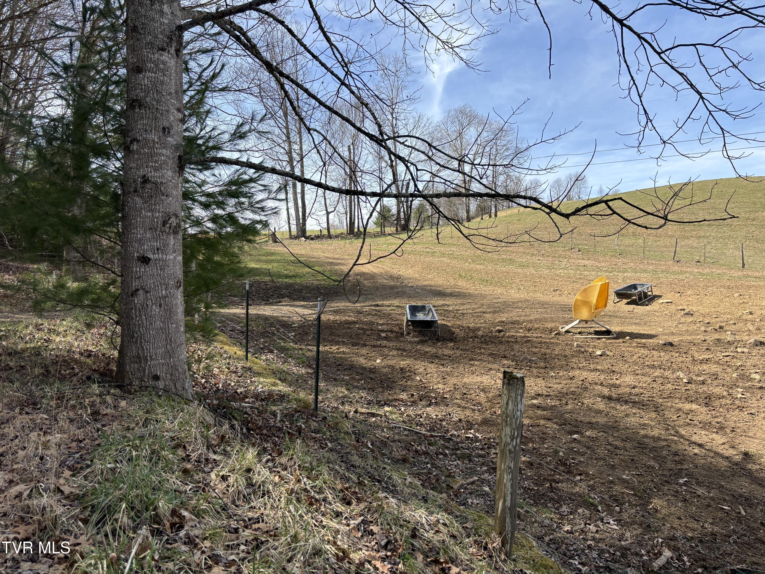 140 Dw Of Swift Road, Mountain City, Tennessee image 7