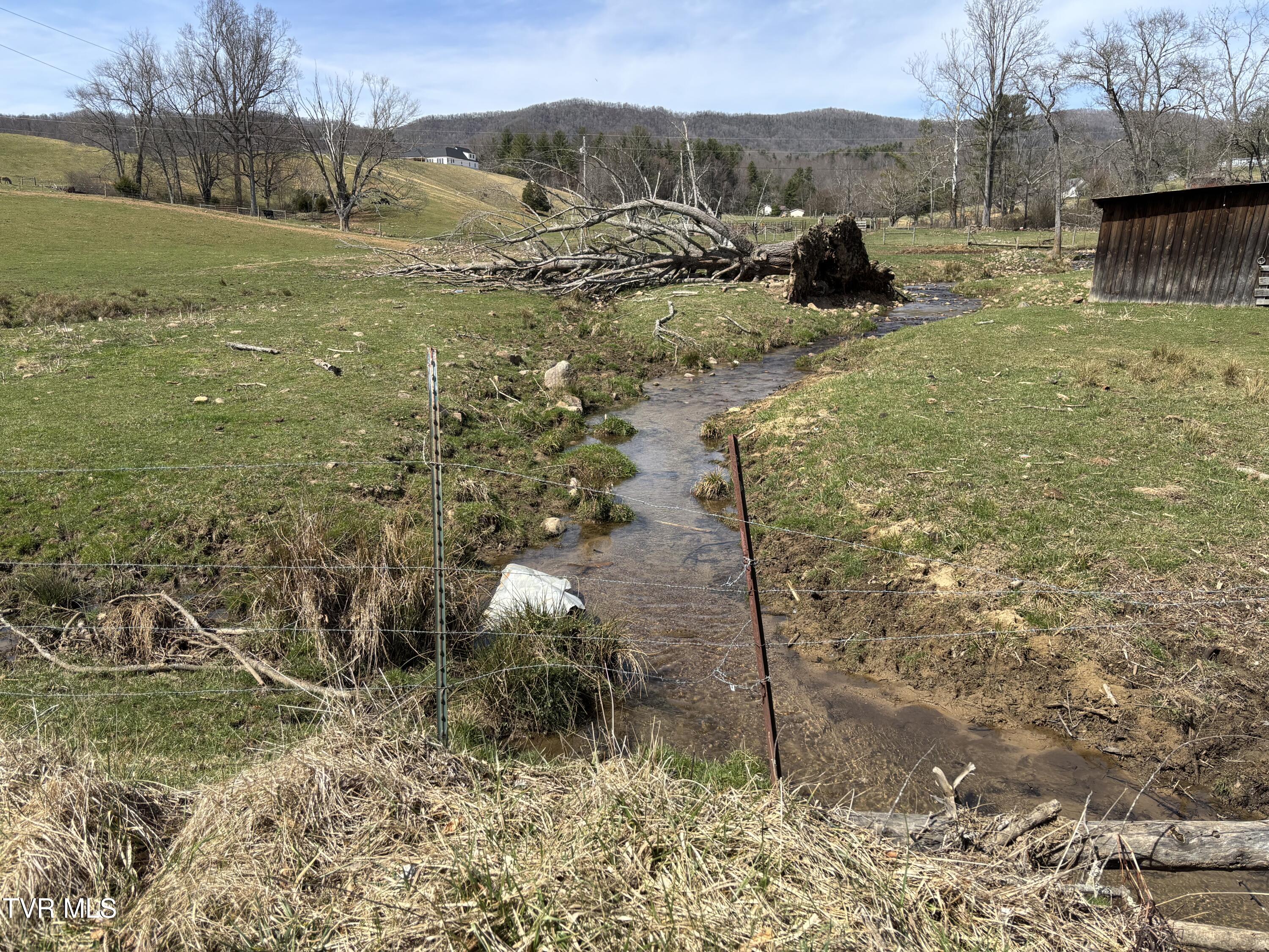 140 Dw Of Swift Road, Mountain City, Tennessee image 9
