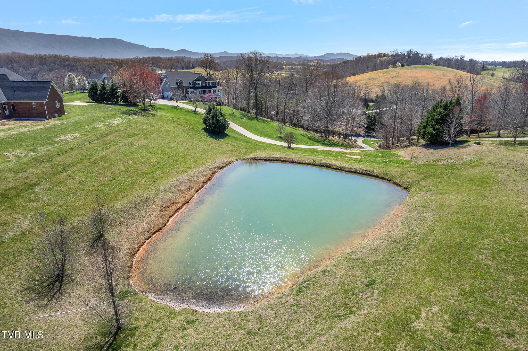 19 Summer Hill Lane, Greeneville, Tennessee image 13