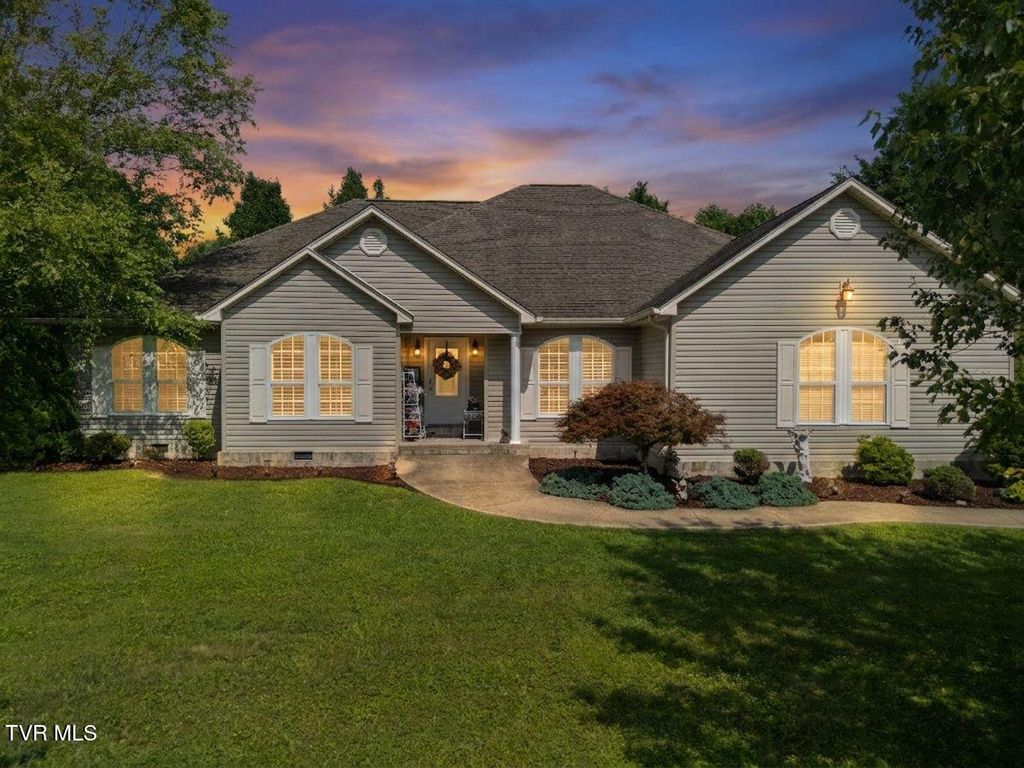 Photo of 311 Harvest Road, Bristol, VA 24201 (MLS # 9998525)
