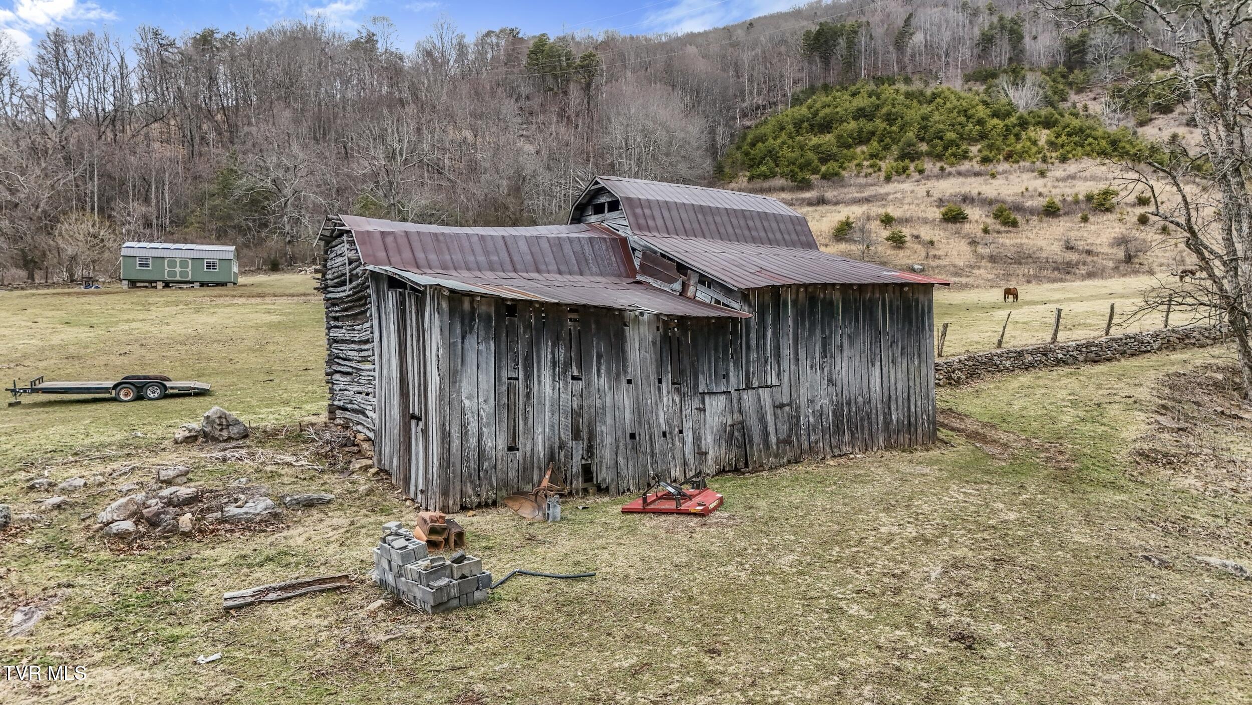 201 Falling Rock Road, Saltville, Virginia image 41
