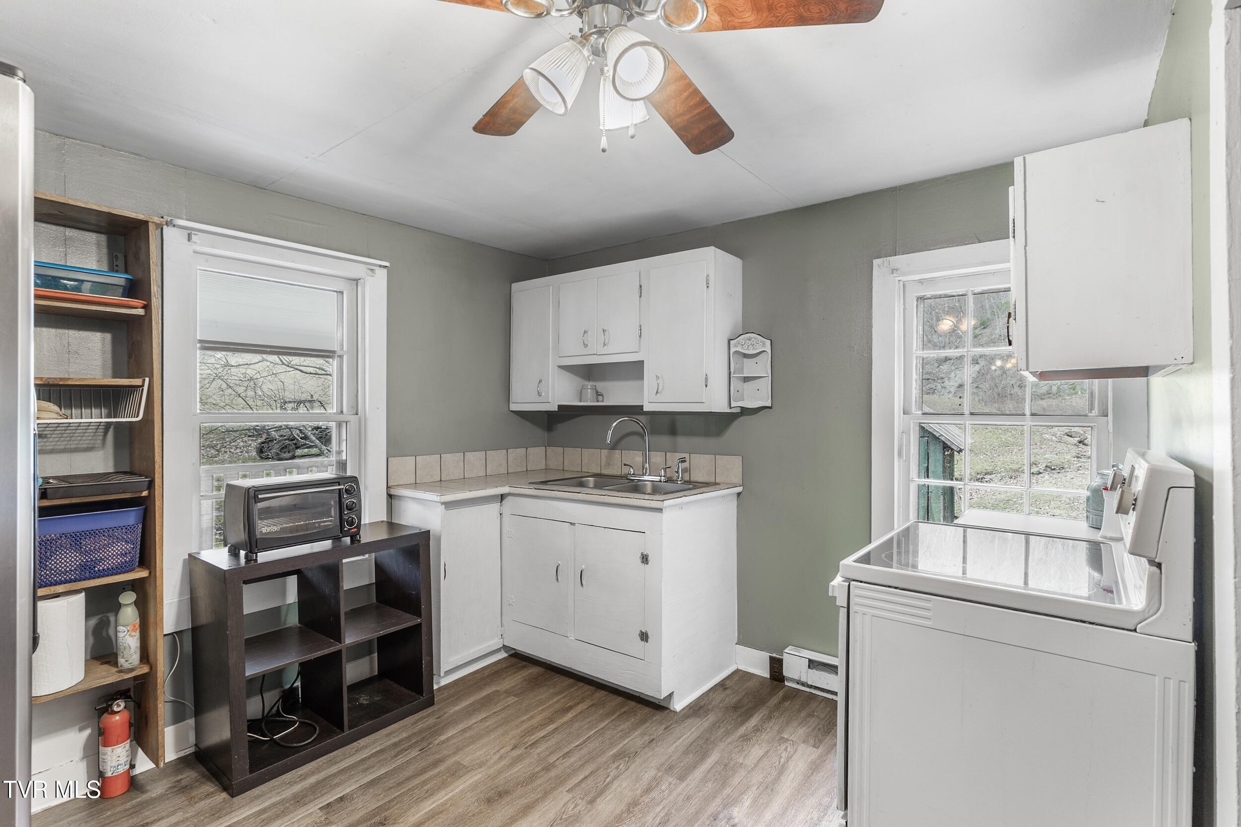 201 Falling Rock Road, Saltville, Virginia image 16