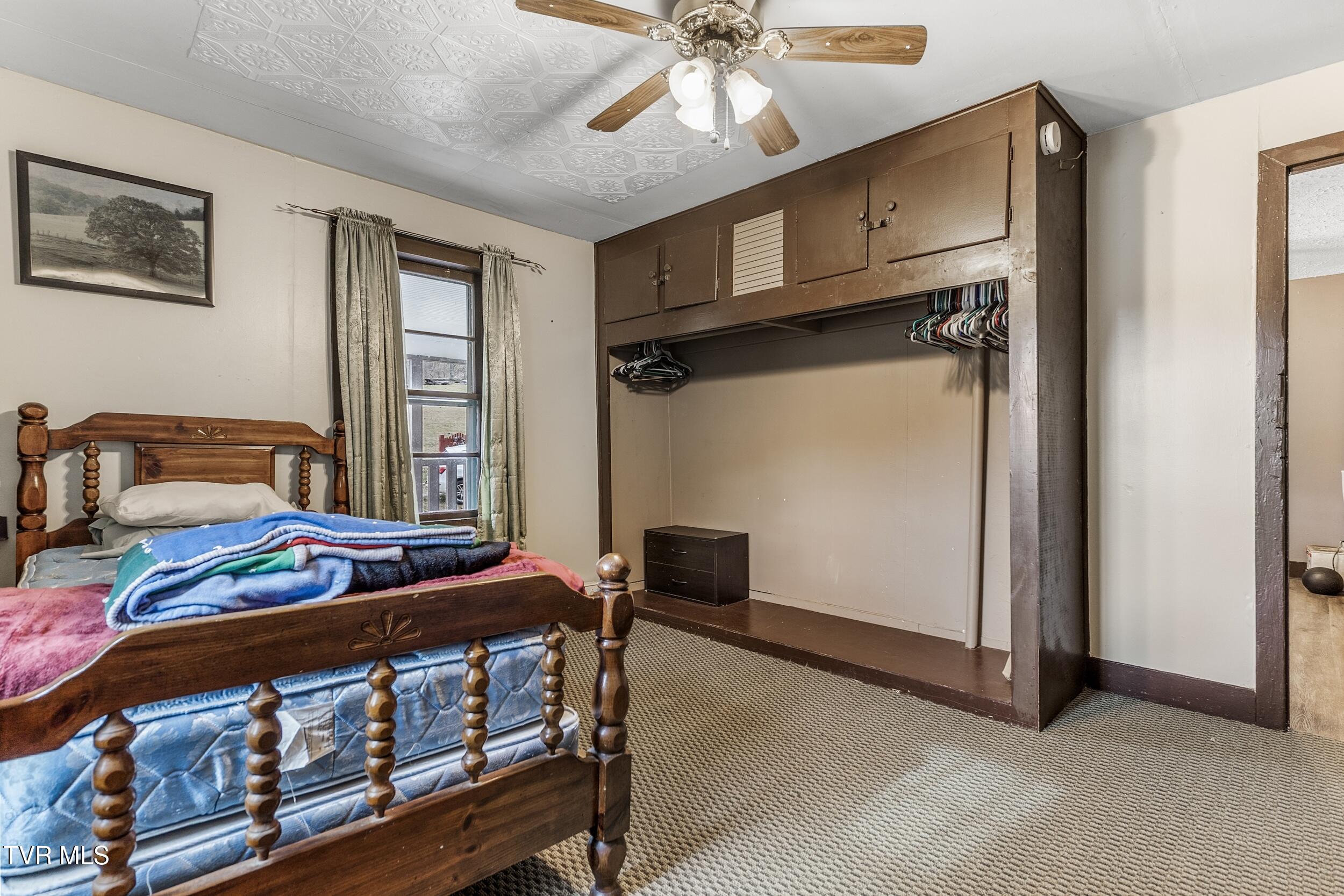 201 Falling Rock Road, Saltville, Virginia image 20