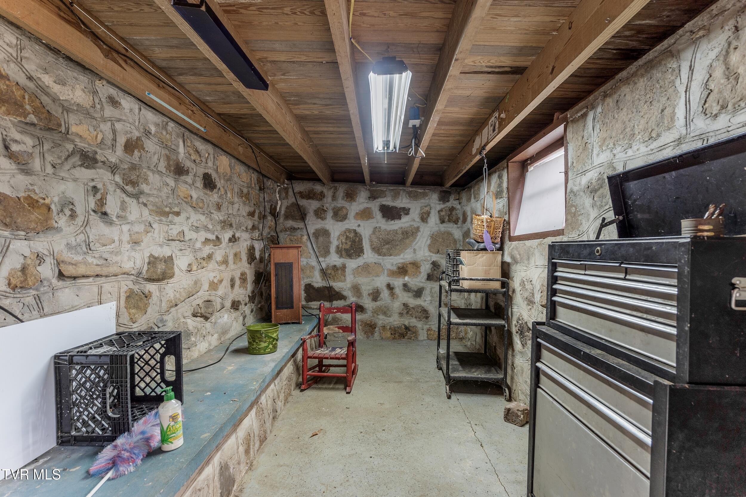 201 Falling Rock Road, Saltville, Virginia image 28
