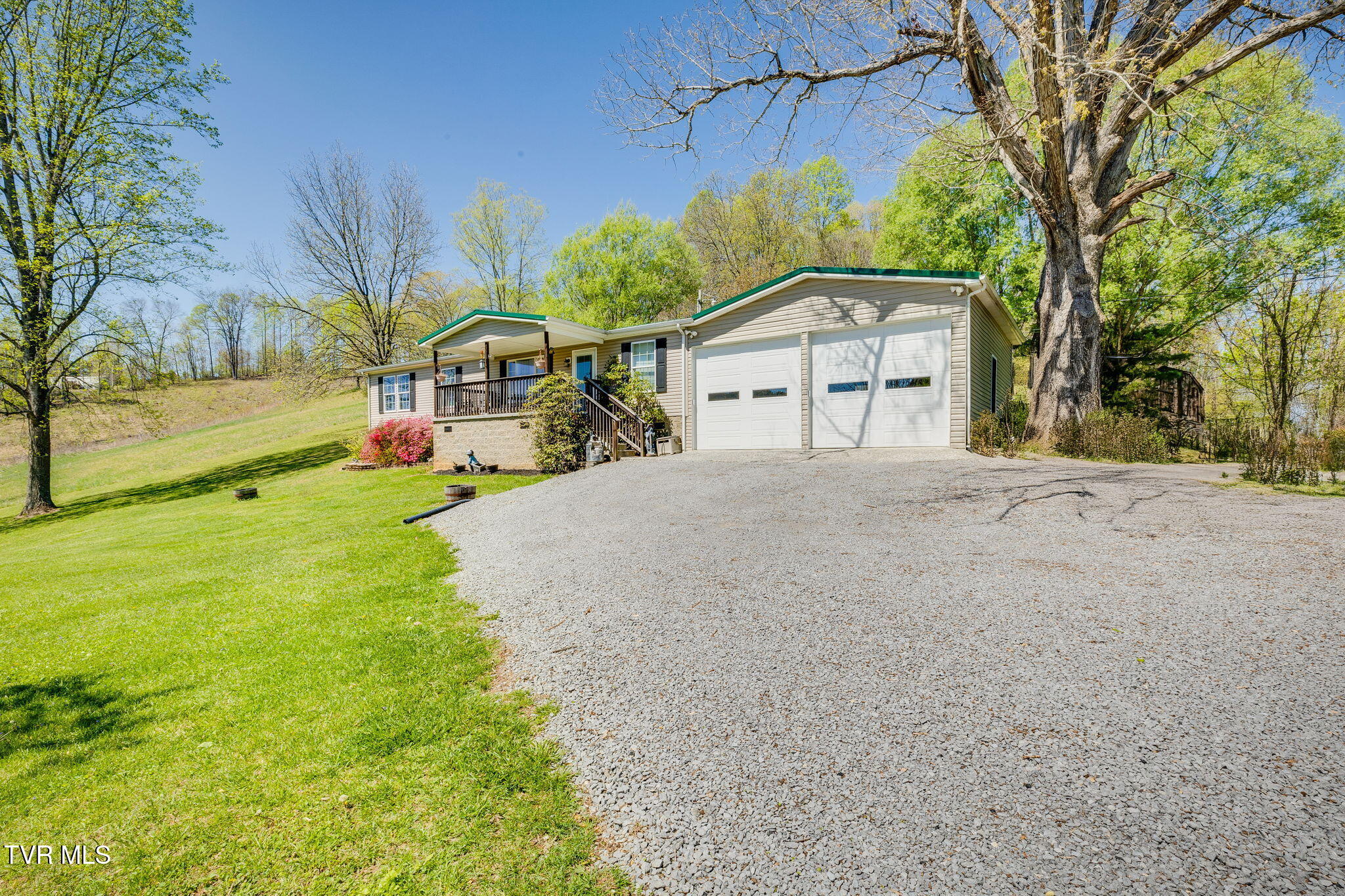 226 Ramey Road, Pennington Gap, Virginia image 3