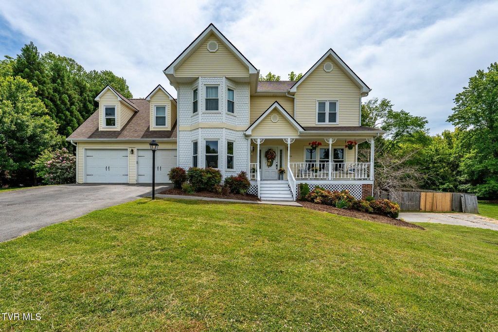 Photo of 4314 Summerfield Drive, Piney Flats, TN 37686 (MLS # 9995091)