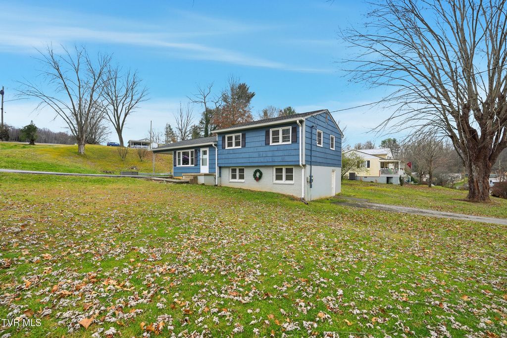 Photo of 119 Dakota Road, Bristol, VA 24201 (MLS # 9989030)