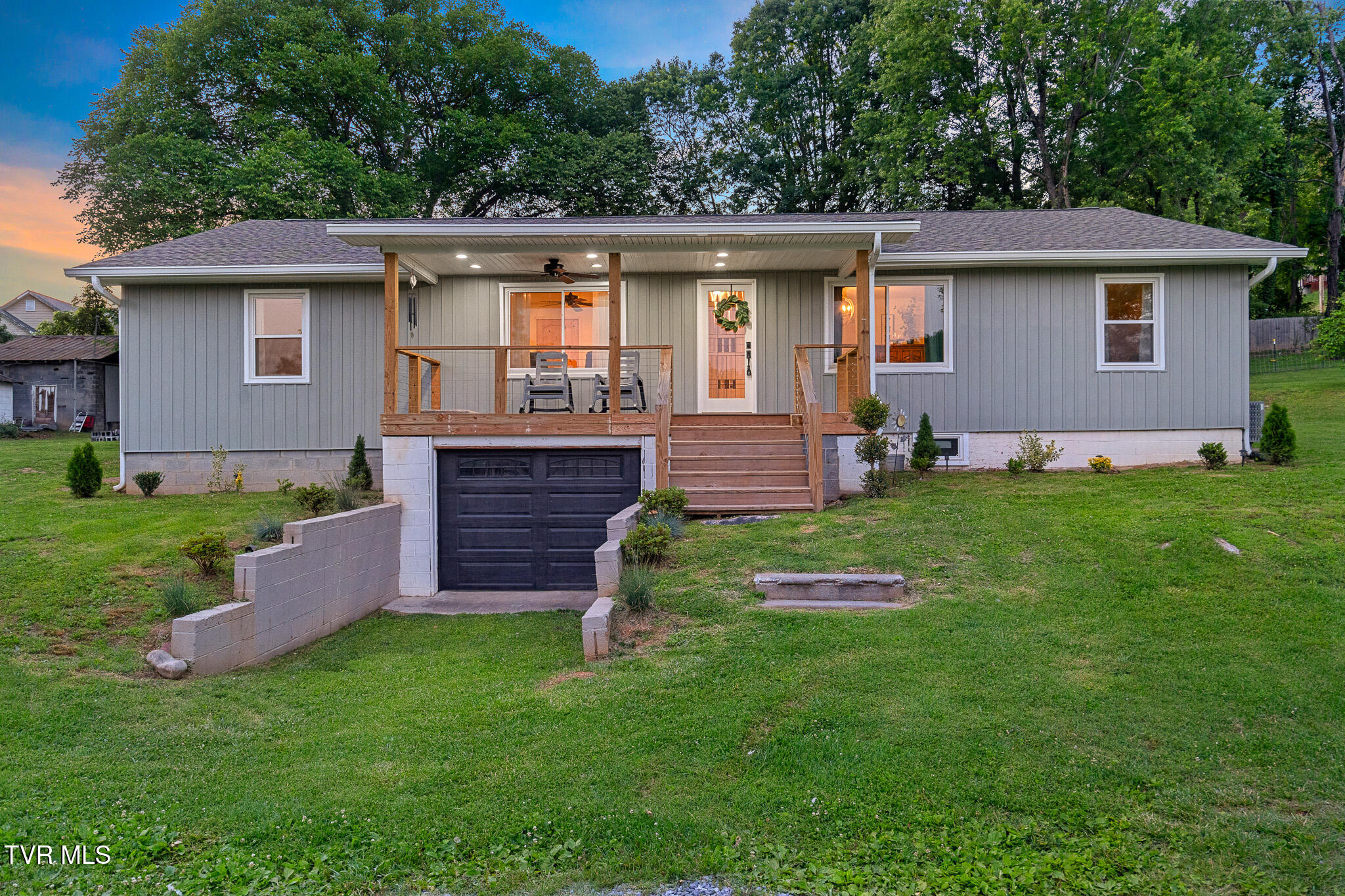 1318 Lakeview Drive, Johnson City, Tennessee image 4