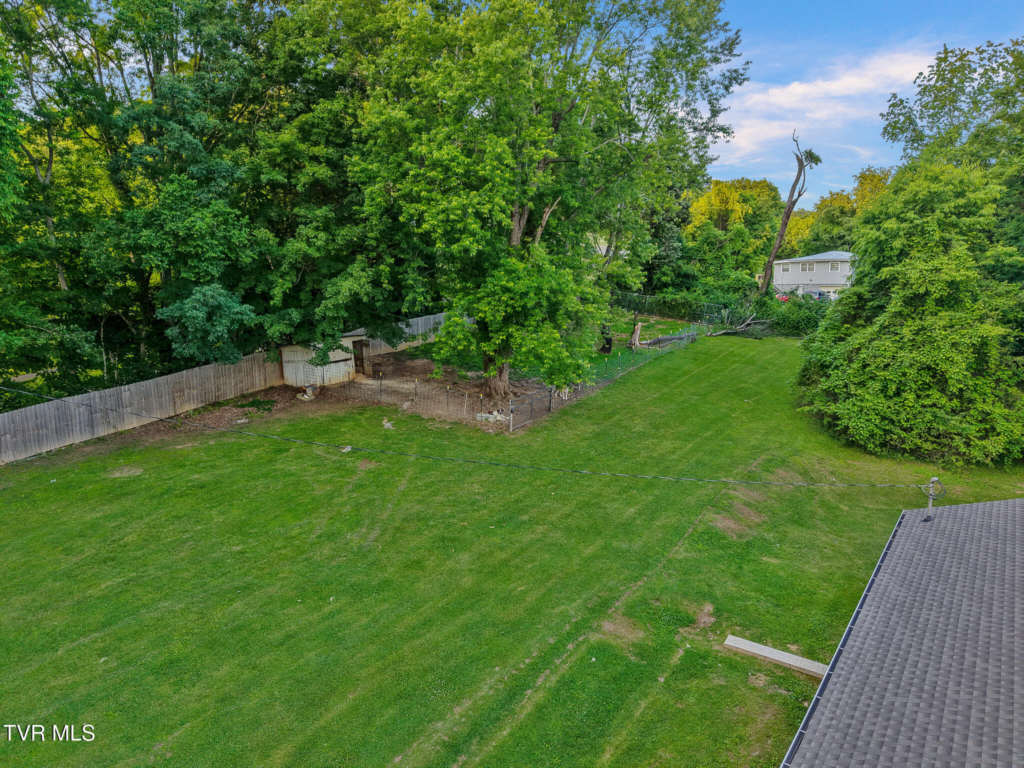 1318 Lakeview Drive, Johnson City, Tennessee image 17