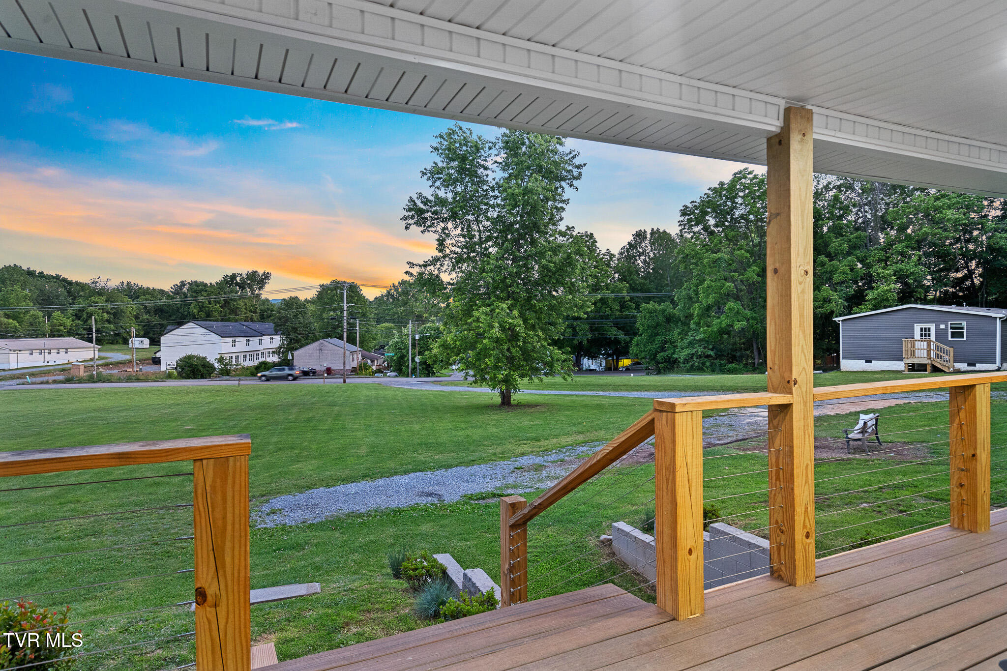 1318 Lakeview Drive, Johnson City, Tennessee image 10