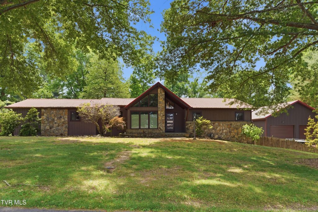 Photo of 205 Spring Valley Road, Unicoi, TN 37692 (MLS # 9995646)
