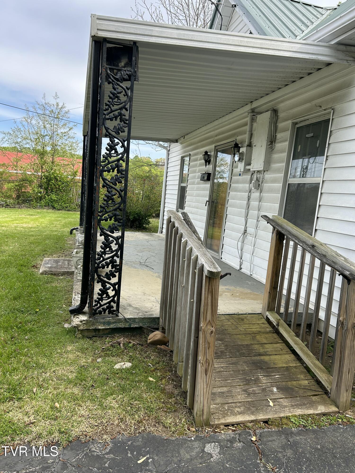 604 Church Hill Street, Greeneville, Tennessee image 4
