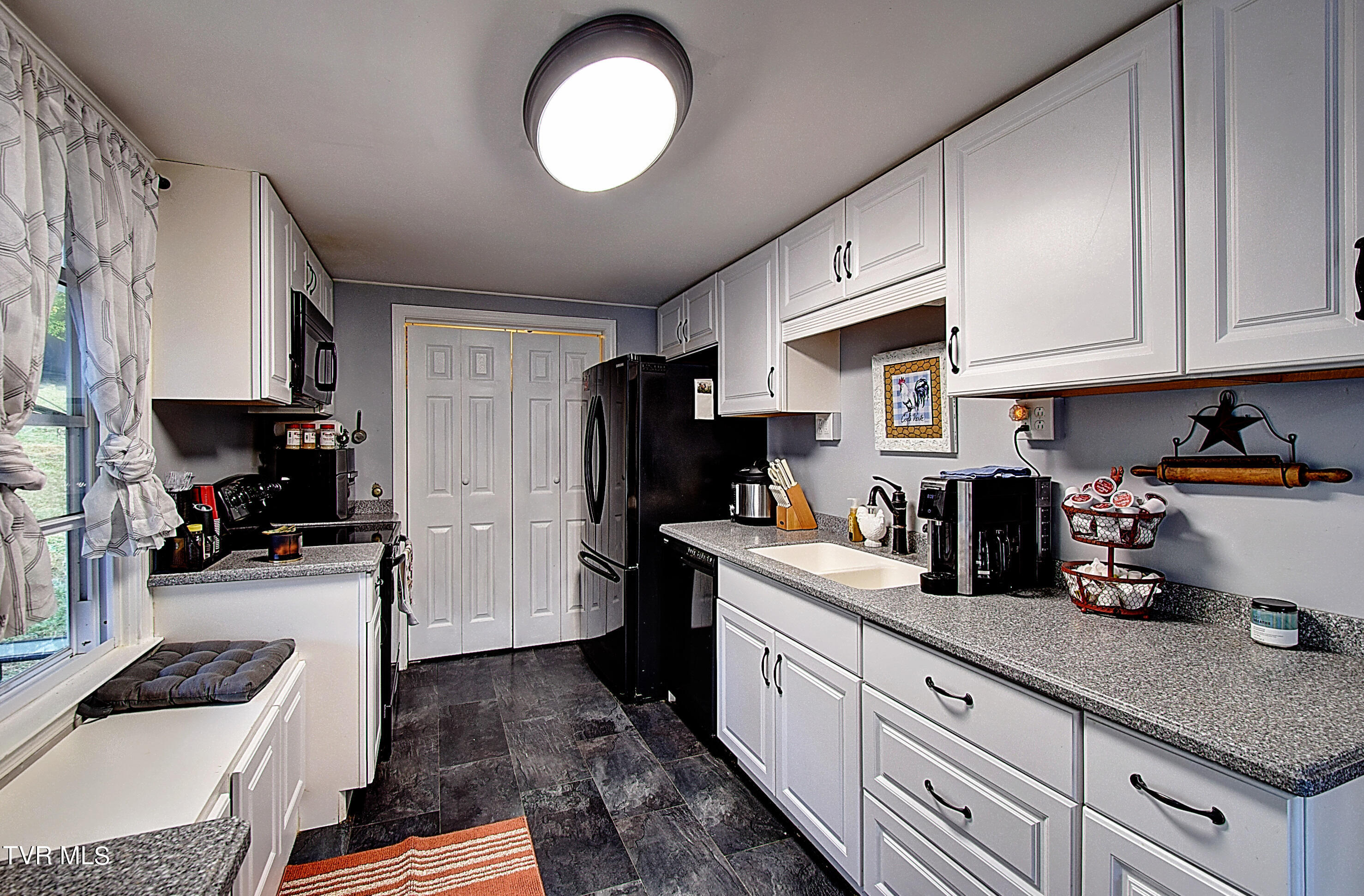 1579 Bristol Highway, Elizabethton, Tennessee image 23