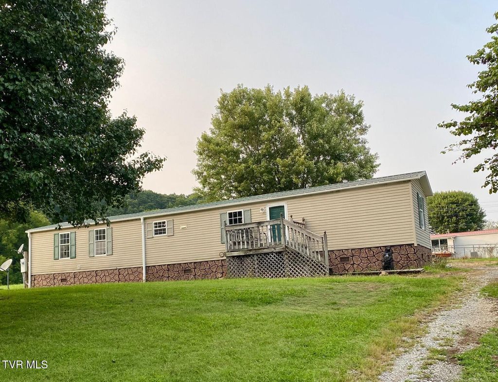 Photo of 110 Wandering Drive, Chuckey, TN 37641 (MLS # 9985450)