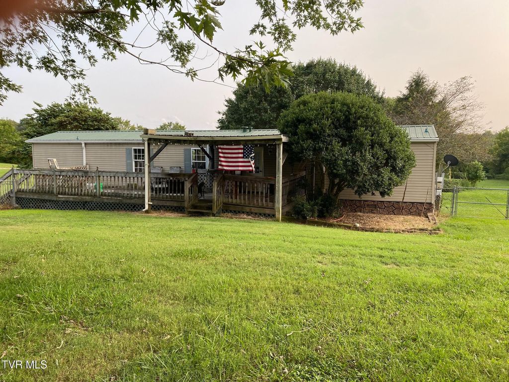 Photo of 110 Wandering Drive, Chuckey, TN 37641 (MLS # 9985450)