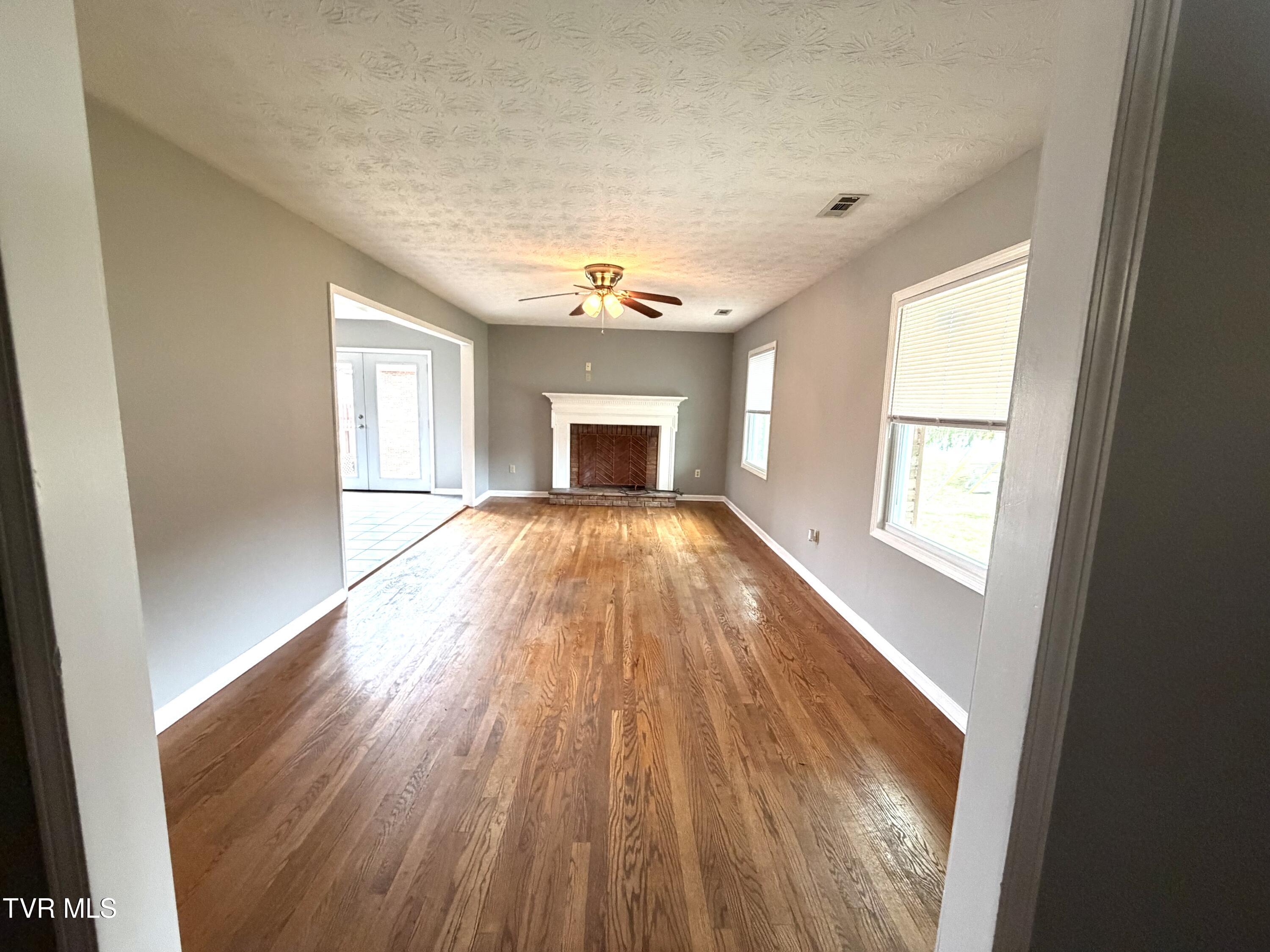 290 Pond Springs Road