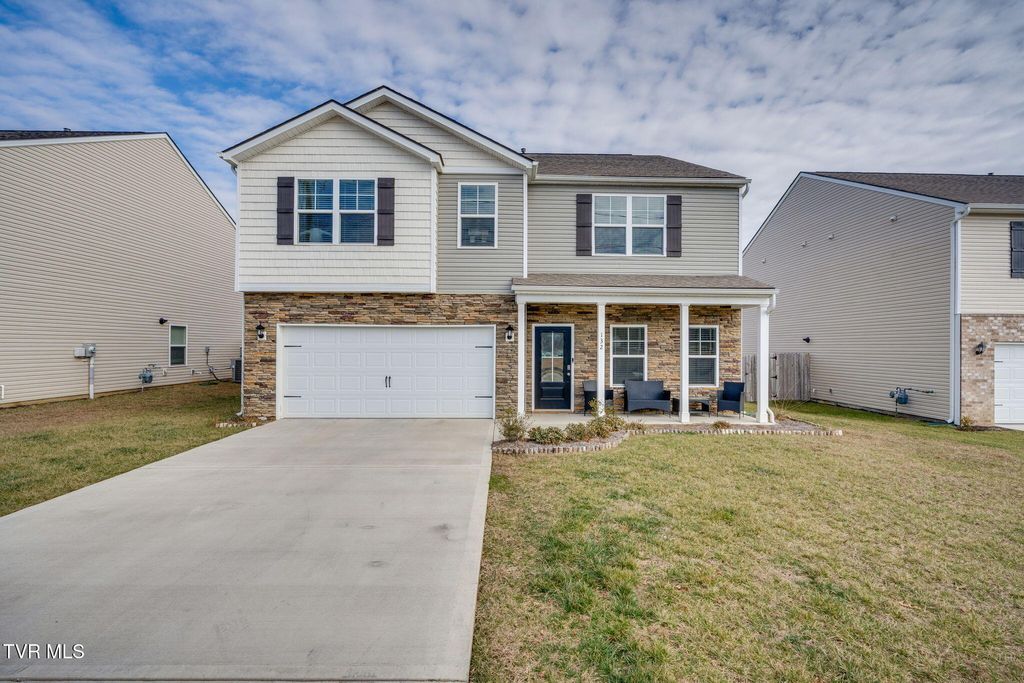 Photo of 132 Breckenridge Trace Trce, Kingsport, TN 37663 (MLS # 9990573)