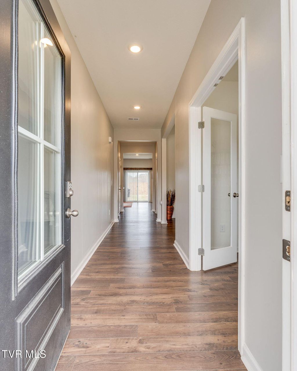 Photo of 132 Breckenridge Trace Trce, Kingsport, TN 37663 (MLS # 9990573)