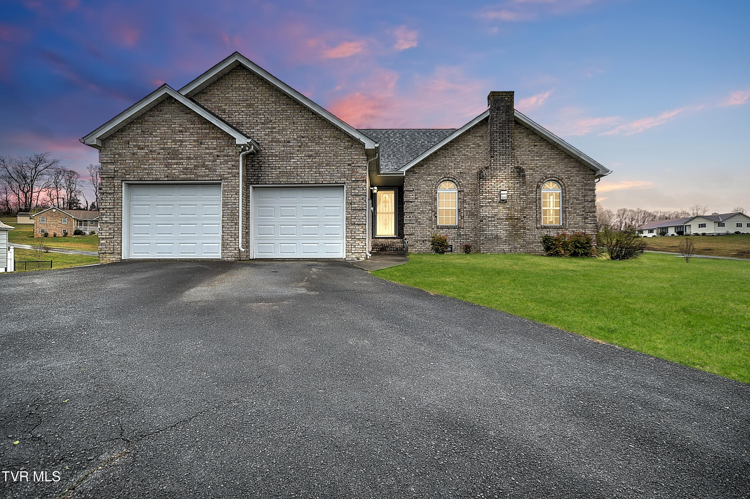 366 Reynolds Road, Elizabethton, Tennessee image 1