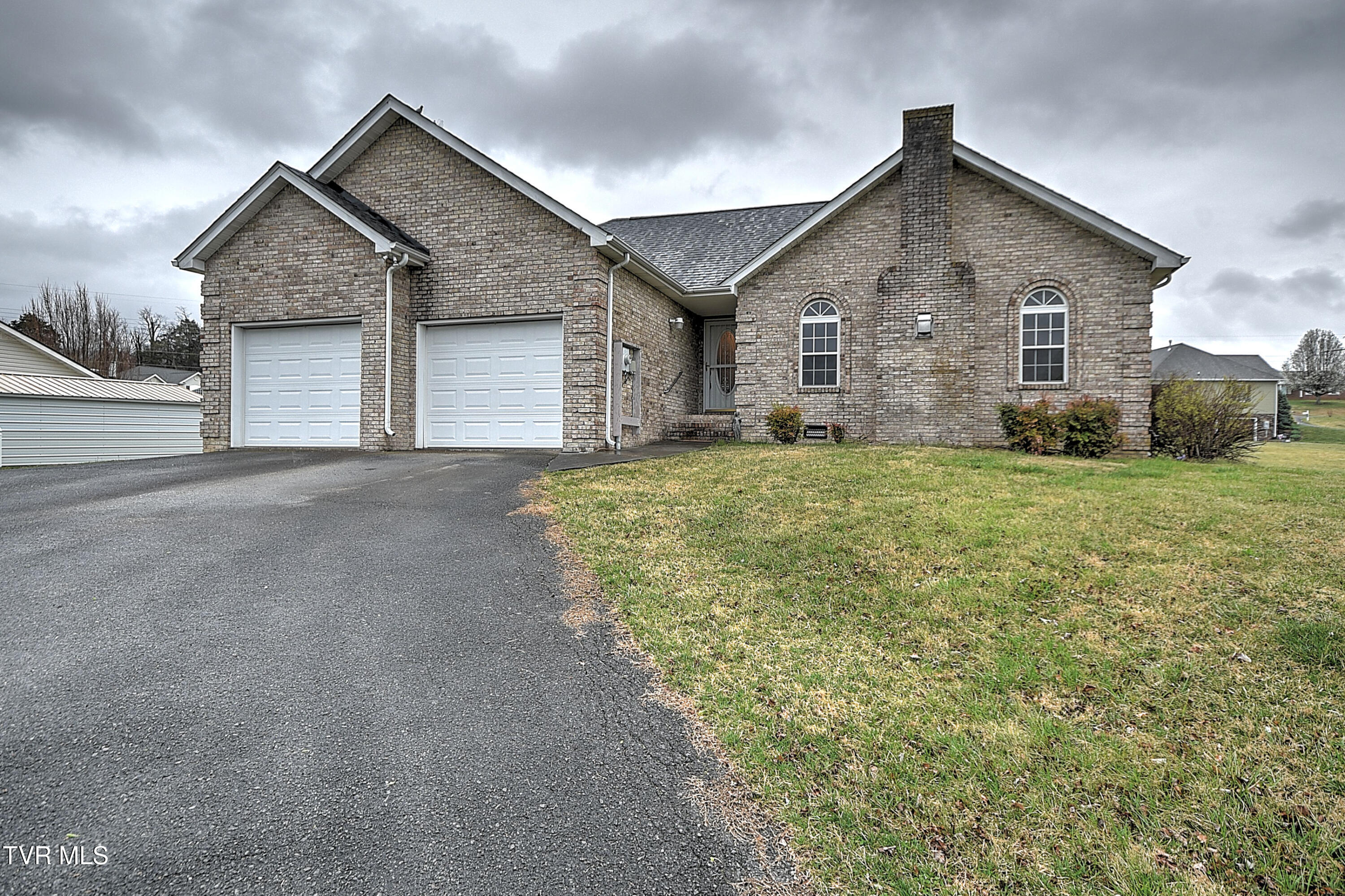 366 Reynolds Road, Elizabethton, Tennessee image 4