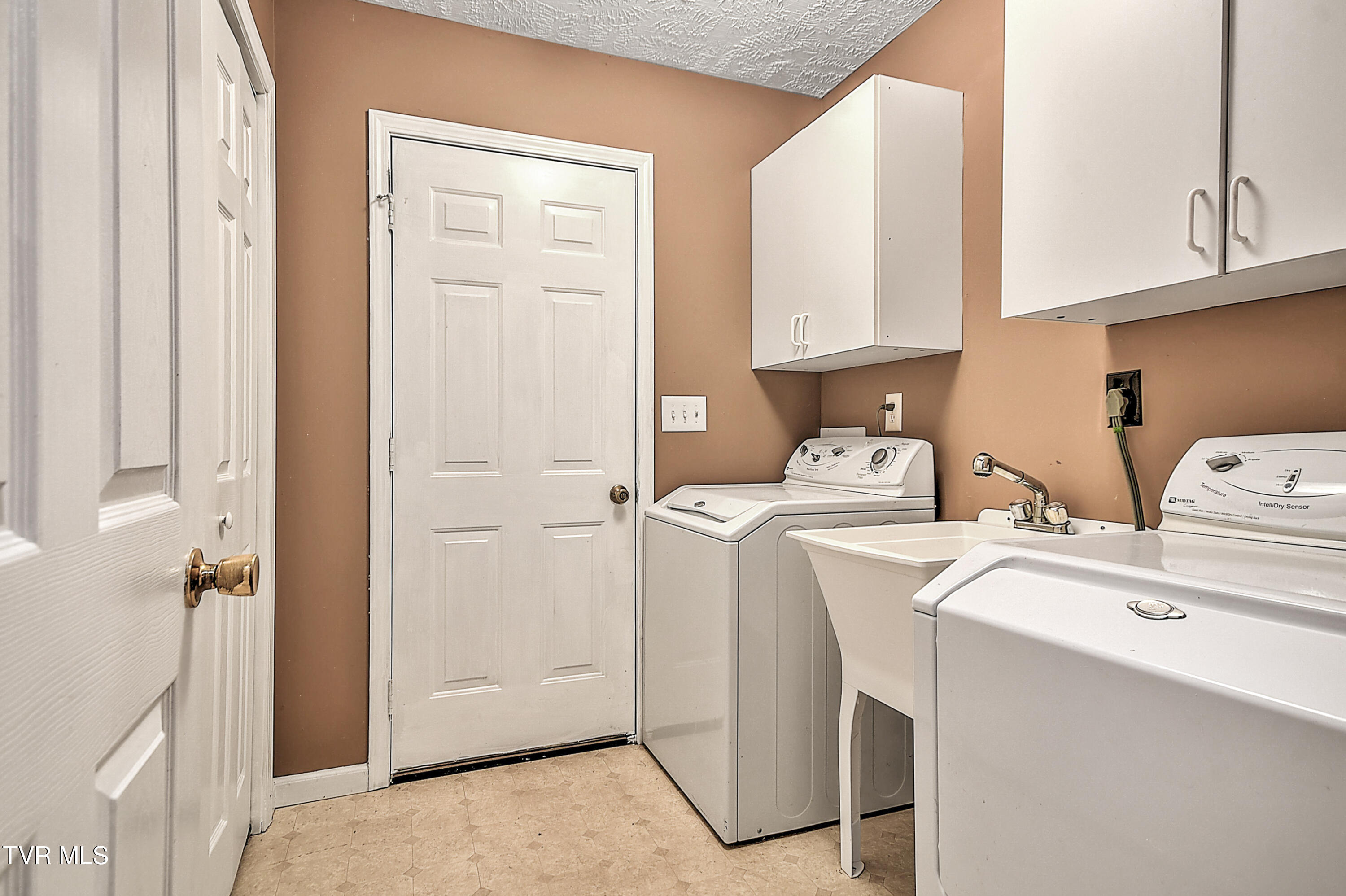 366 Reynolds Road, Elizabethton, Tennessee image 23