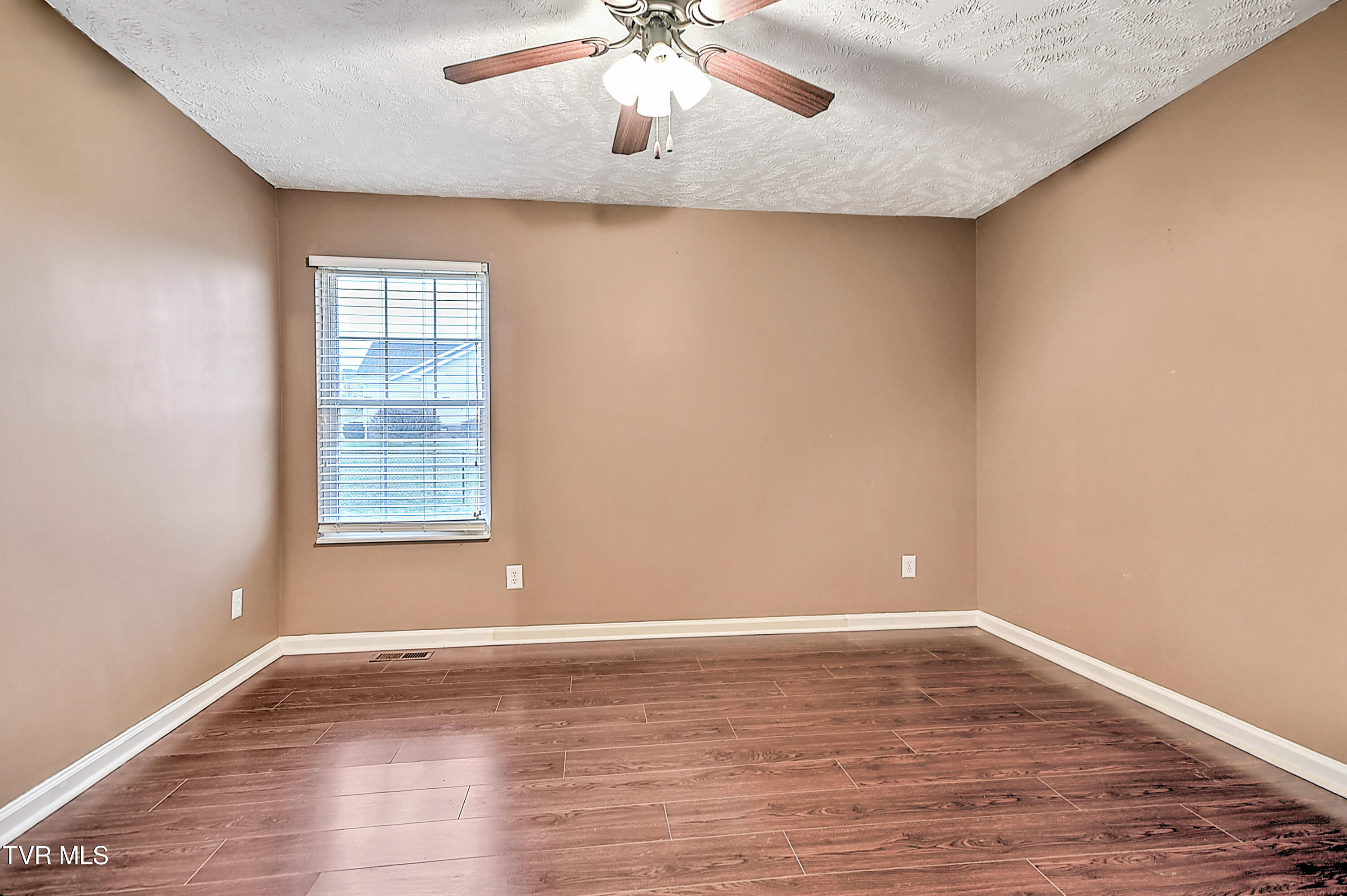 366 Reynolds Road, Elizabethton, Tennessee image 32