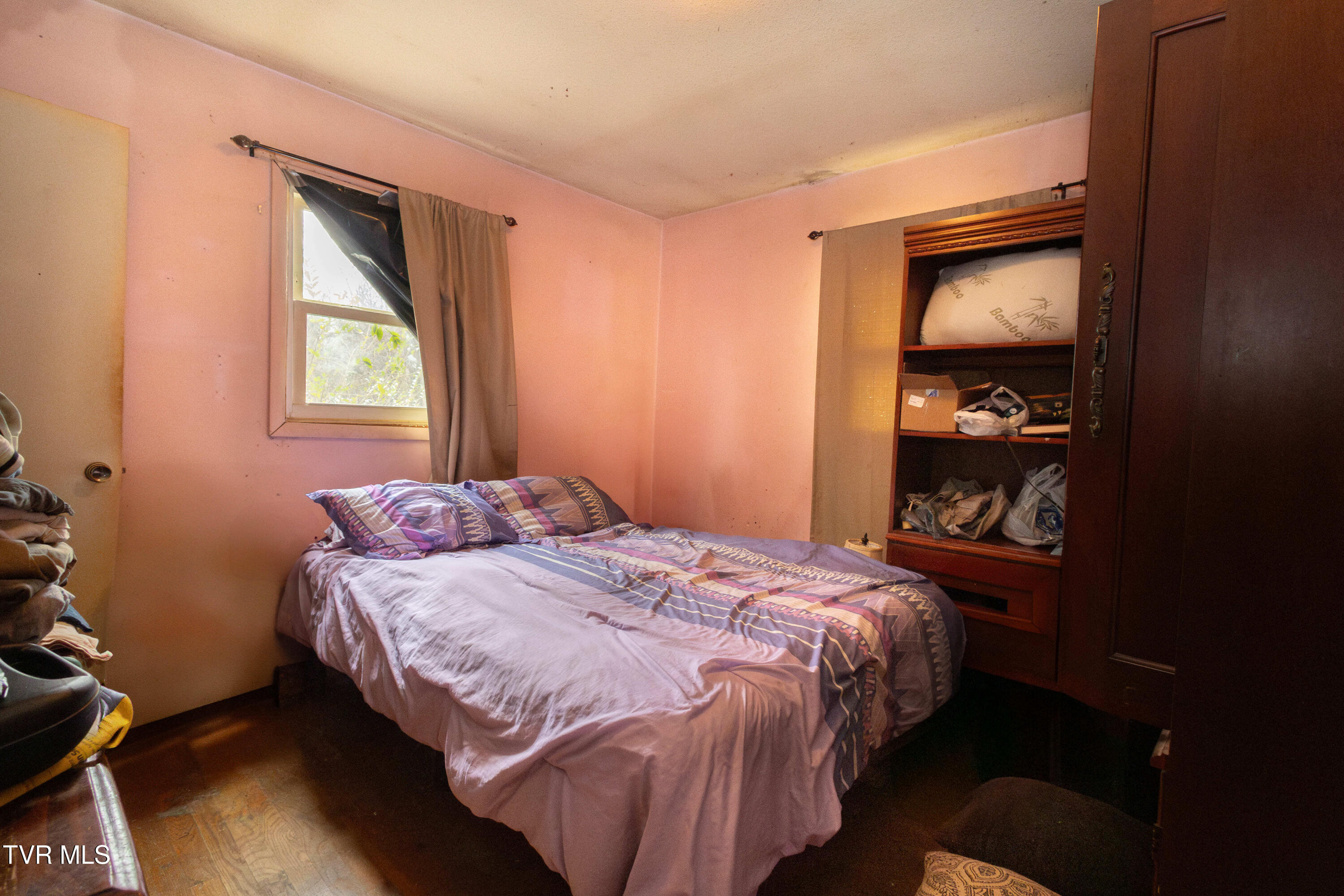 240 Lisa Lane, Piney Flats, Tennessee image 3