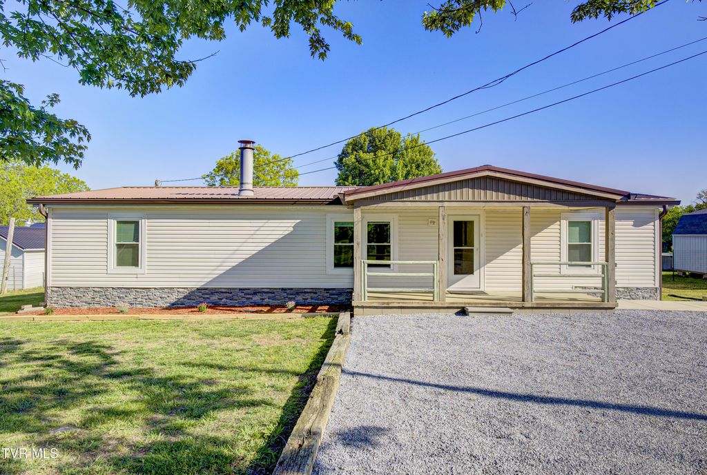 Photo of 475 White Sands Road, Greeneville, TN 37743 (MLS # 9994459)