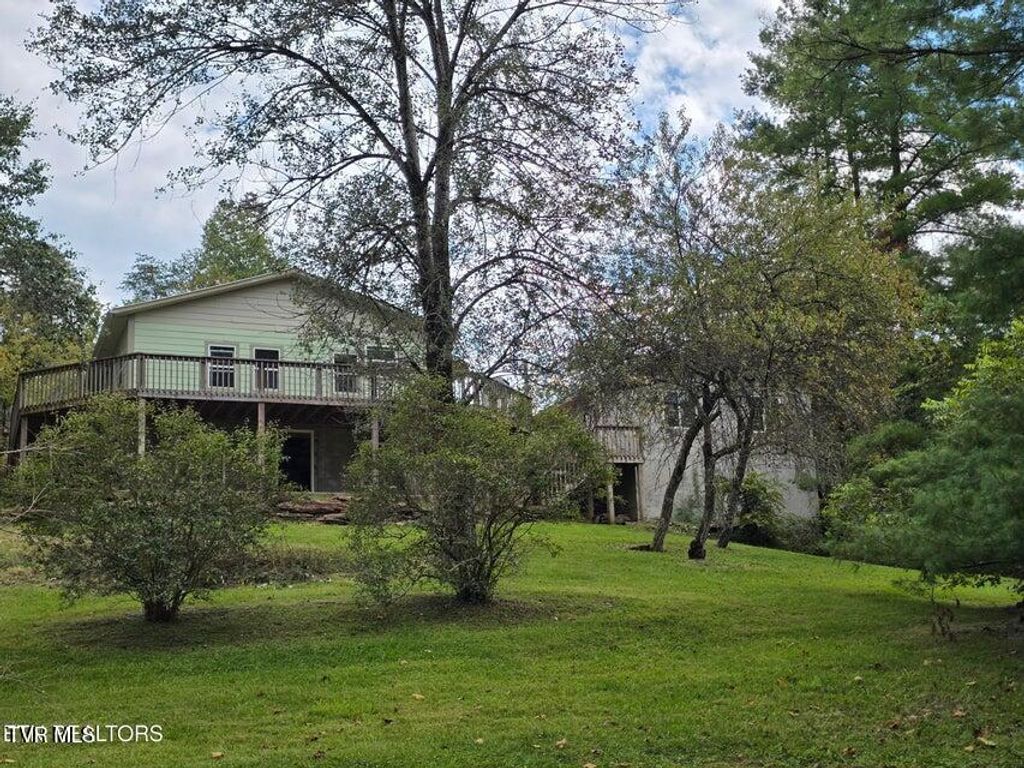 Photo of 197 Wolfe Road, Sneedville, TN 37869 (MLS # 9988947)