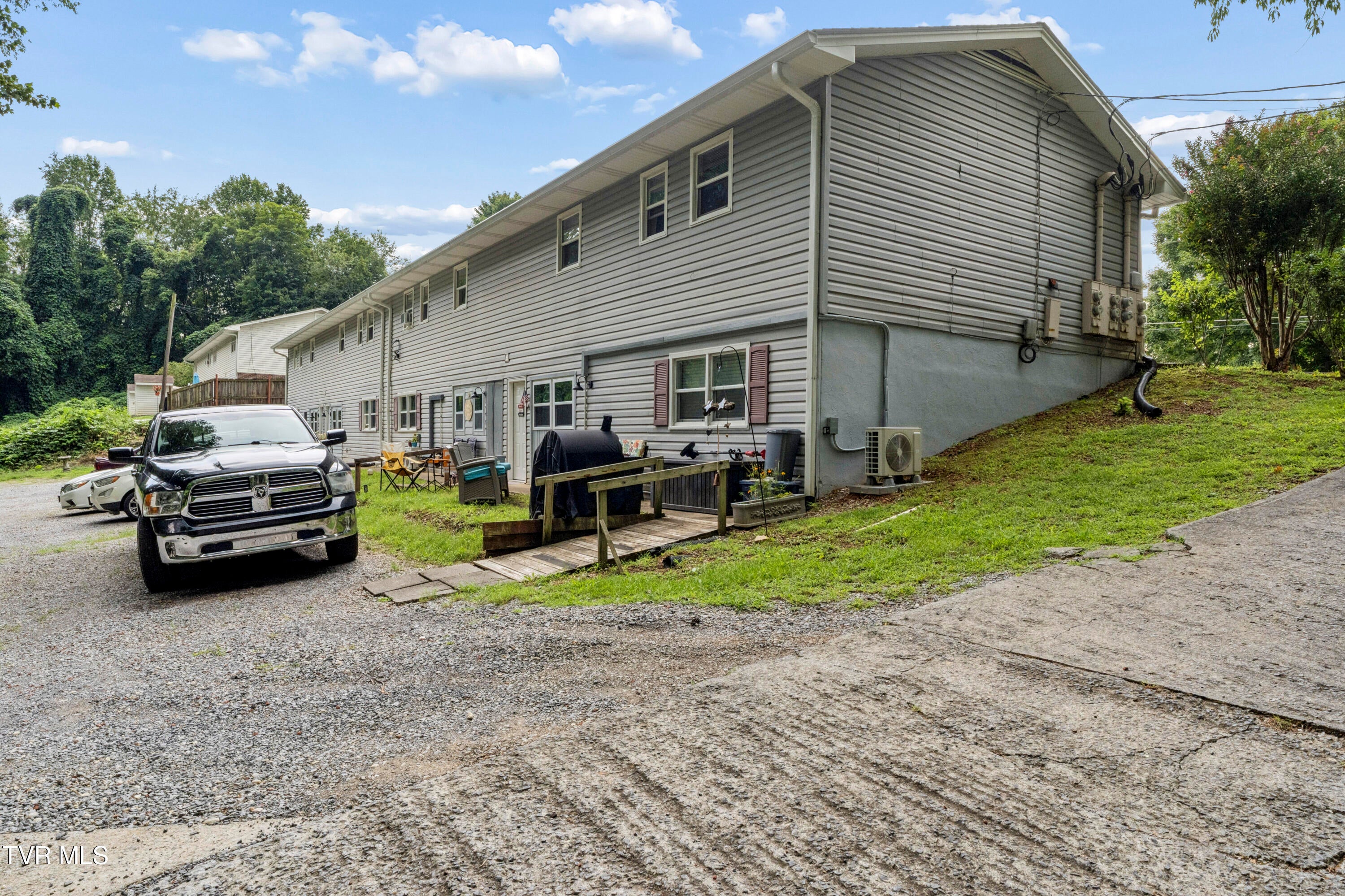 210 Longview Avenue