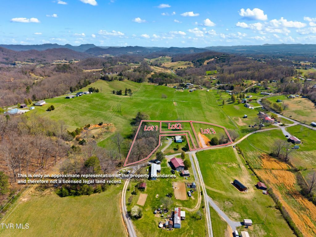 Photo of 3 Fanny Collins Road, Whitesburg, TN 37891 (MLS # 9993064)