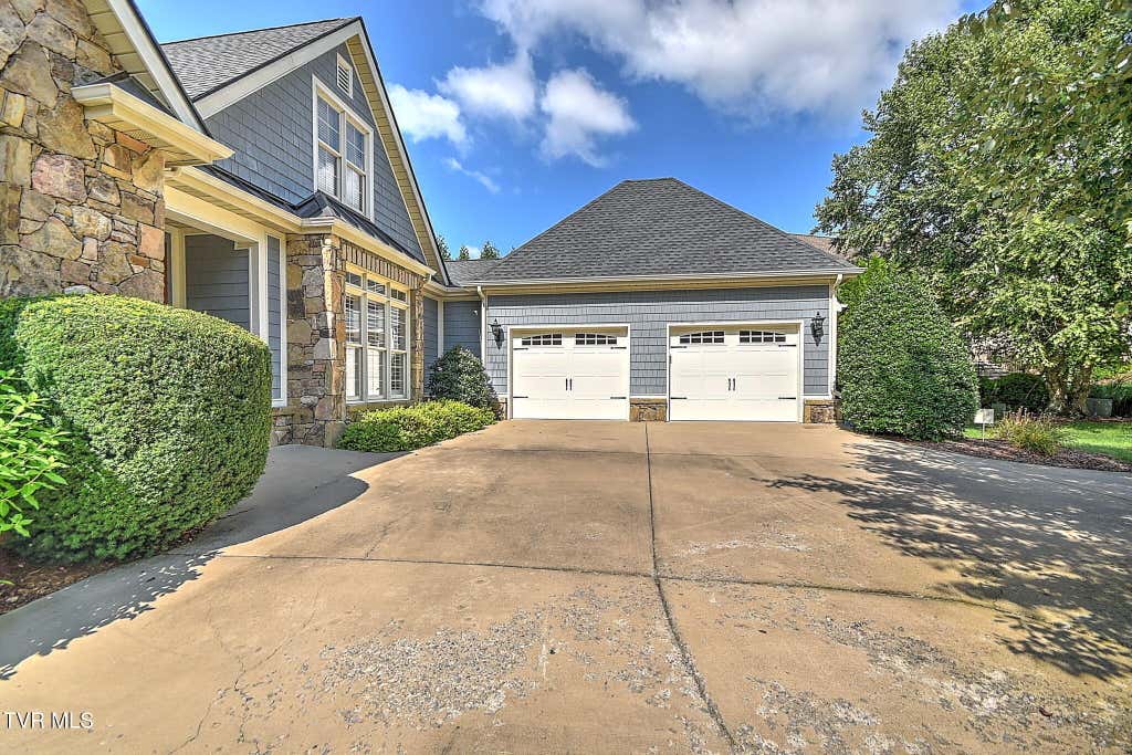 Photo of 1943 Villa Court, Johnson City, TN 37615 (MLS # 9992649)