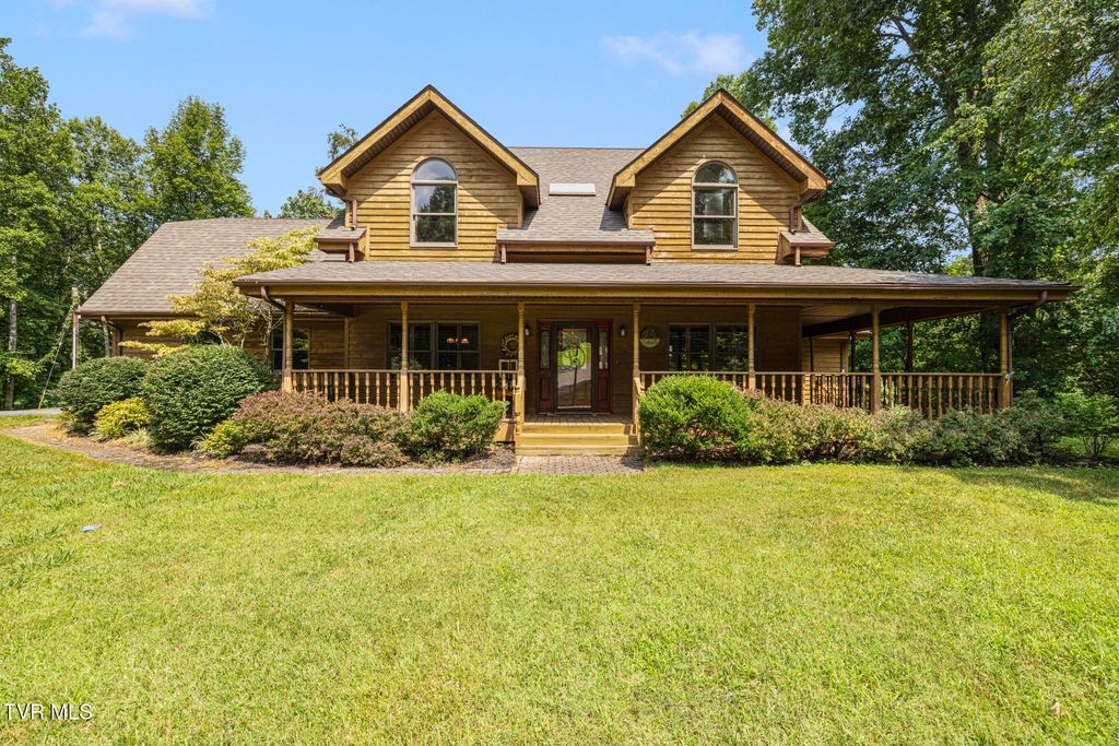 Photo of 2019 Ridgeview Drive, Big Stone Gap, VA 24219 (MLS # 9983073)