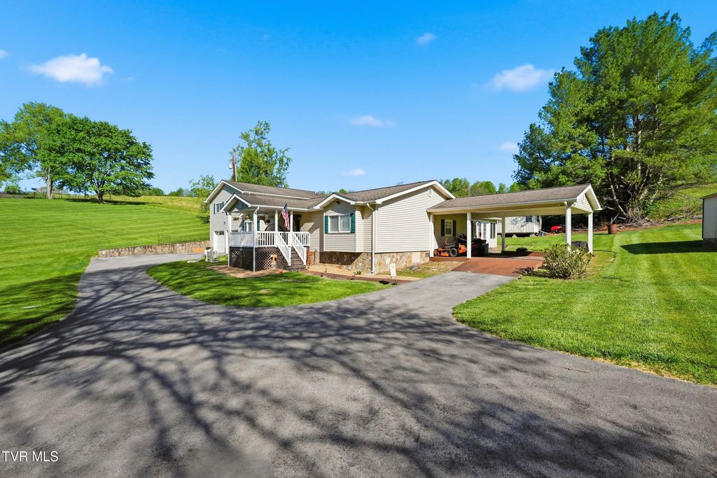 Photo of 2222 Shenandoah Drive, Big Stone Gap, VA 24219 (MLS # 9994312)