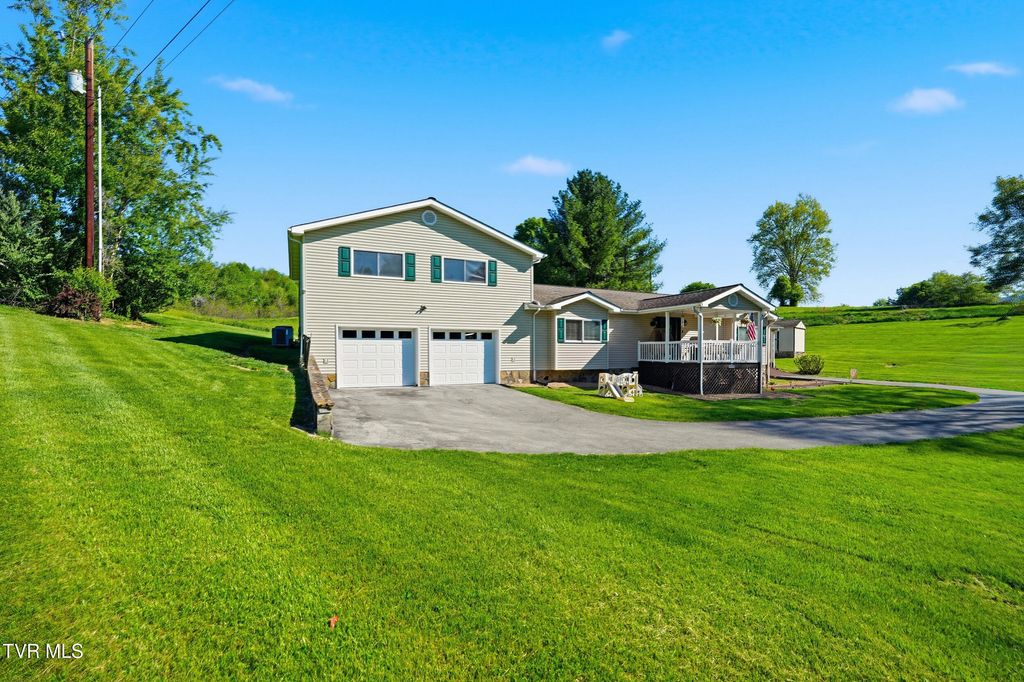 Photo of 2222 Shenandoah Drive, Big Stone Gap, VA 24219 (MLS # 9994312)