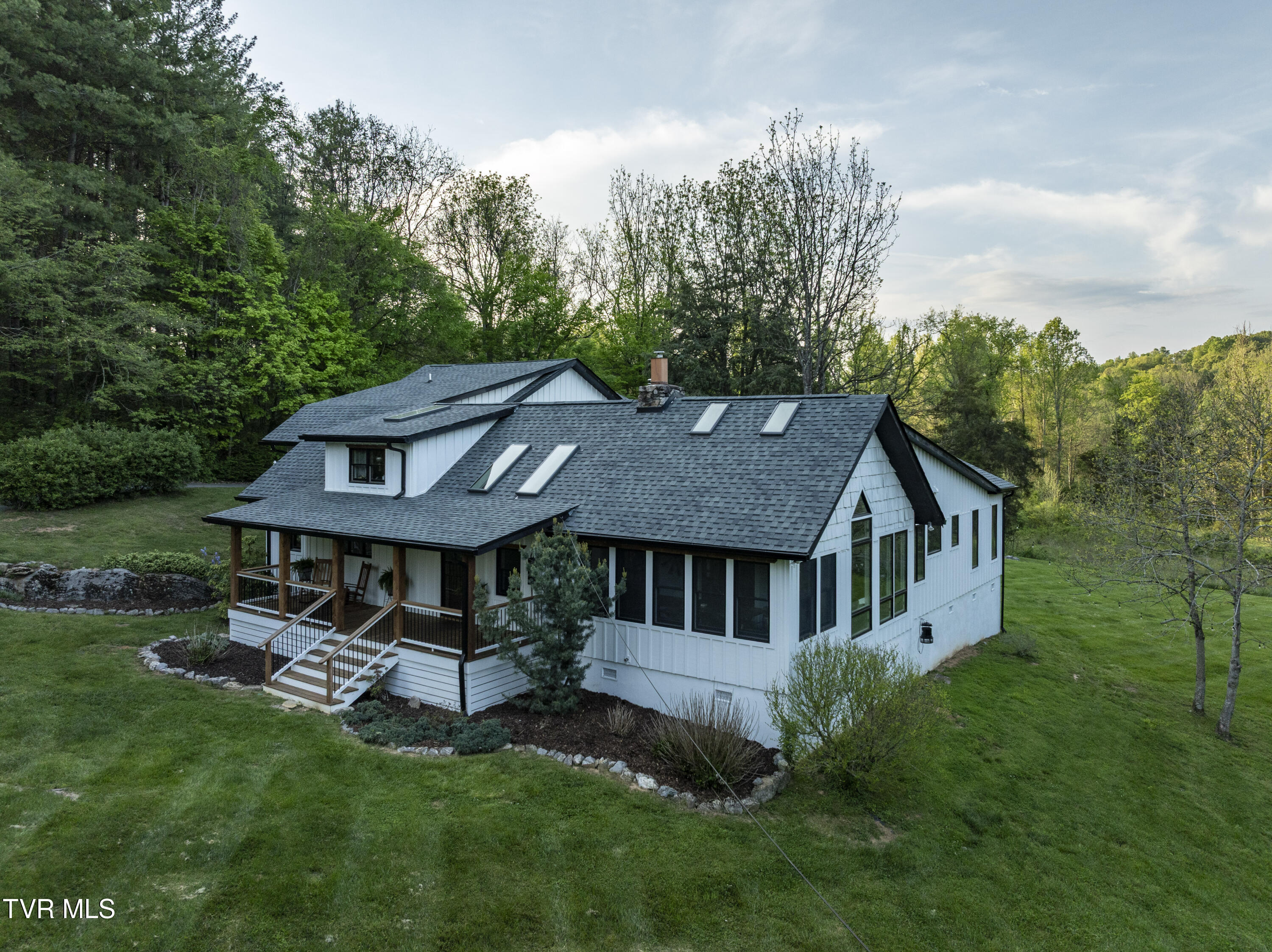 245 Malone Hollow Road, Jonesborough, Tennessee image 2