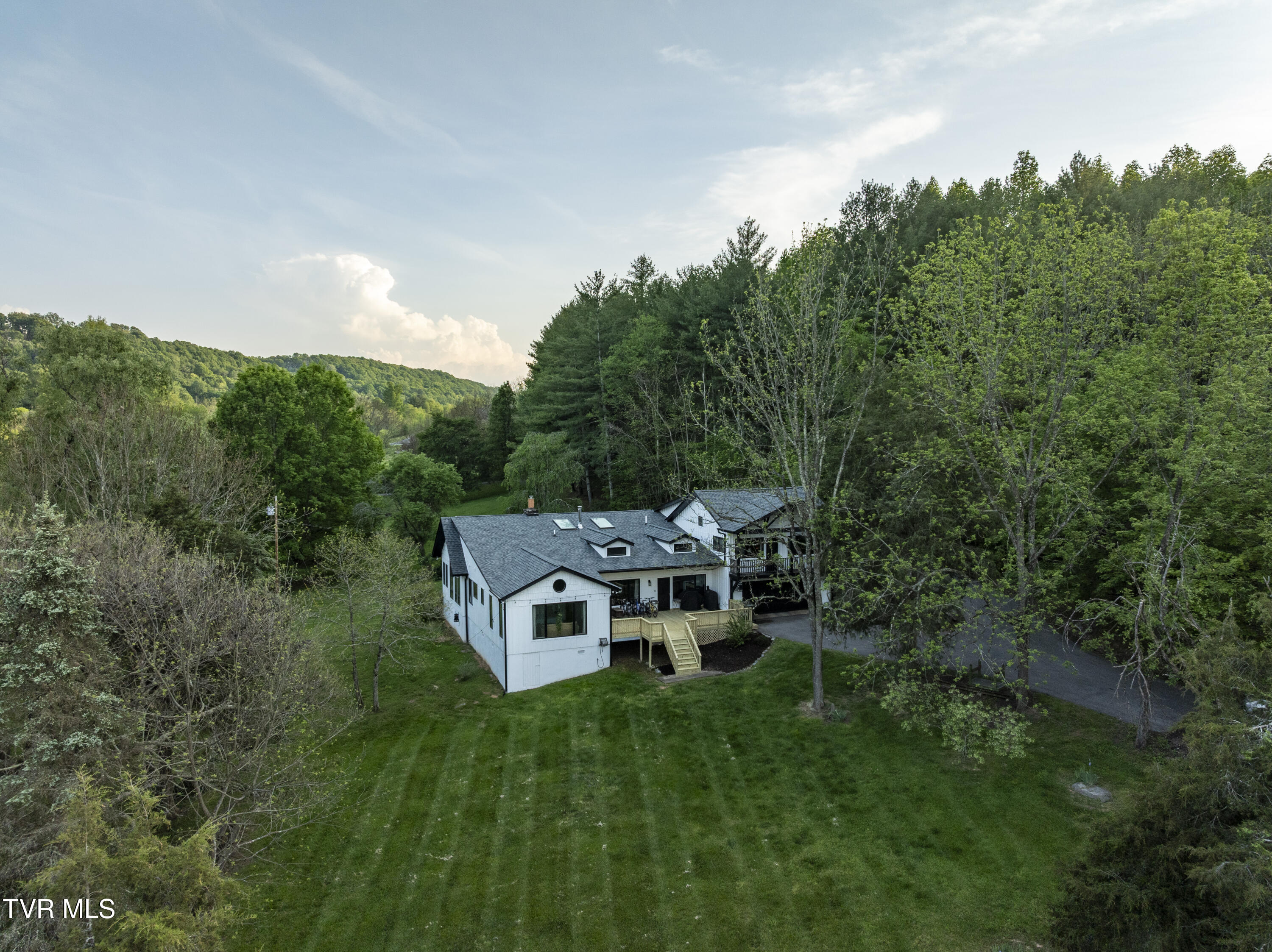 245 Malone Hollow Road, Jonesborough, Tennessee image 5